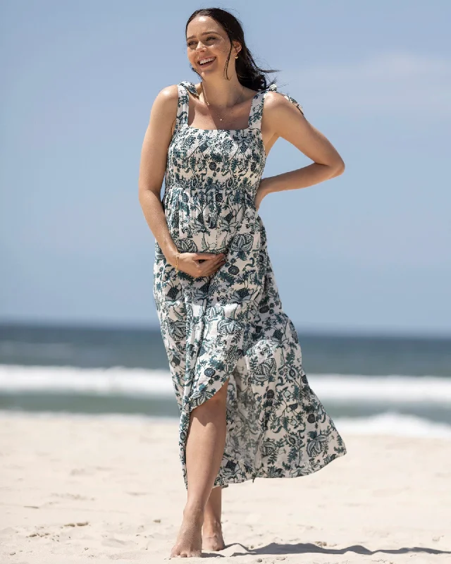 Instant Savings Maternity Lilliana Dress in Emerald Green Print