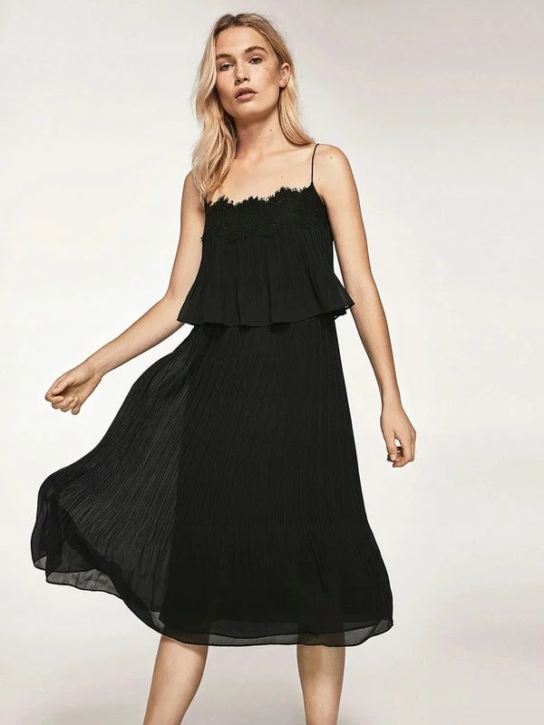 Special Buy Black Pleated Tiered Cami Dress