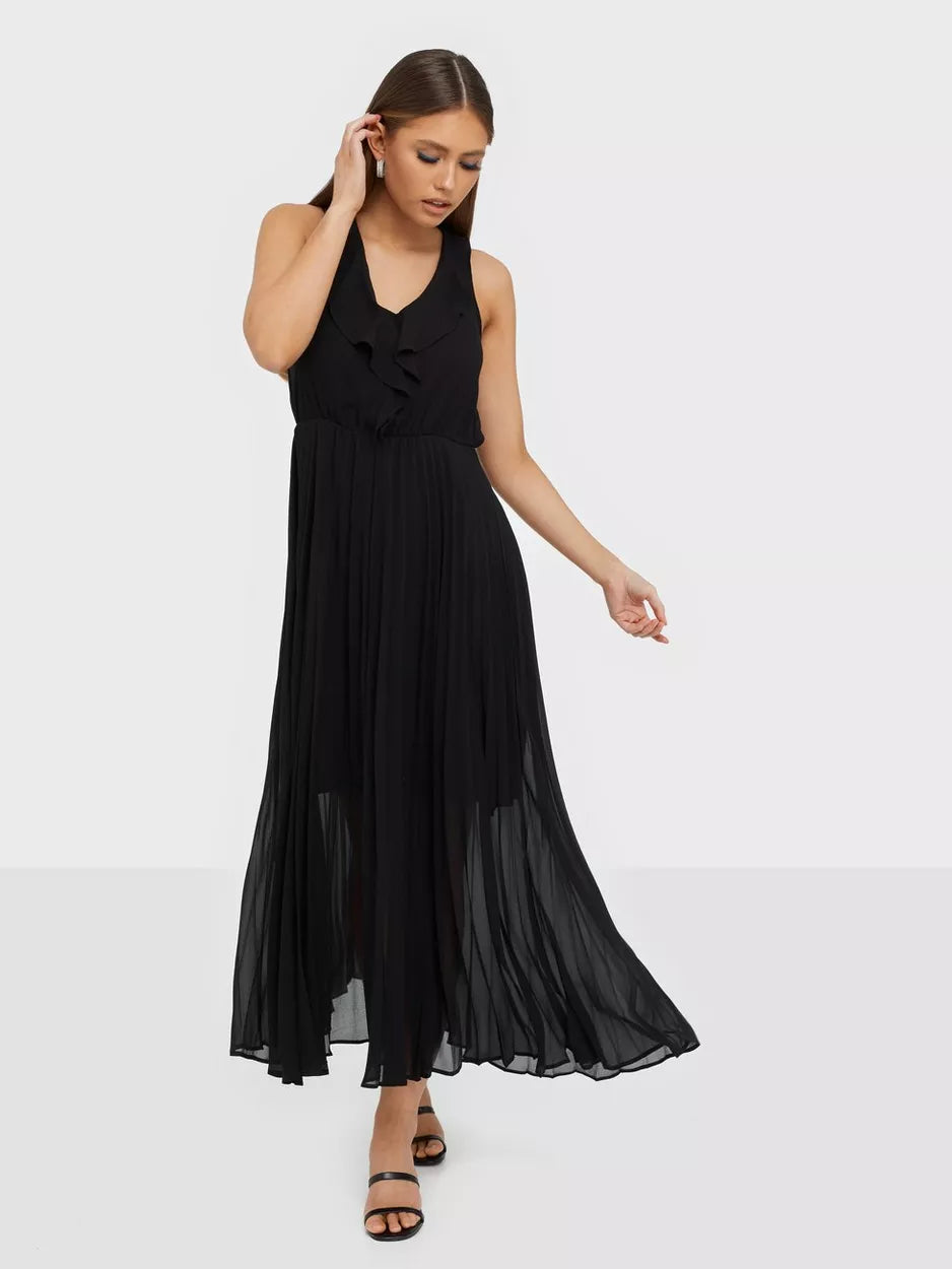 Clearance Event Langila Pleated Dress Black