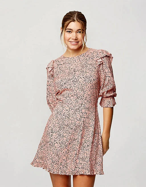 Final Markdown Long Sleeve Tea Dress Pink