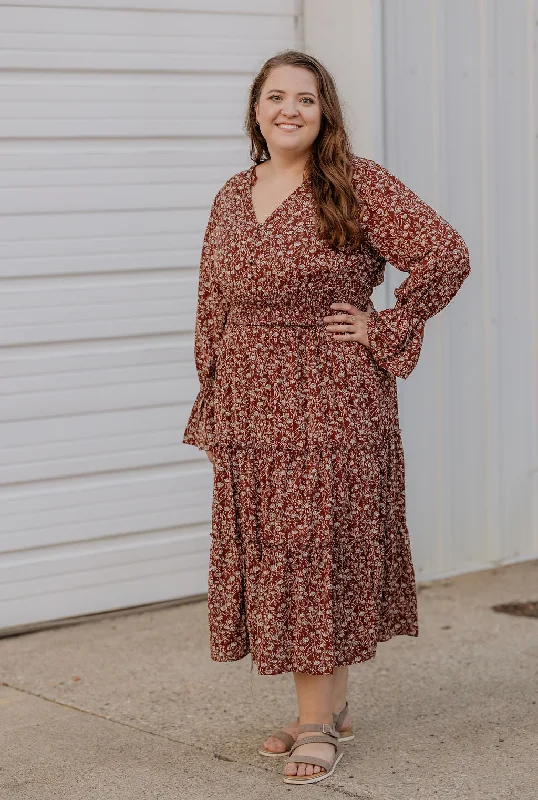 Price Drop EVERLYNN CURVY FLORAL LONG MAXI DRESS